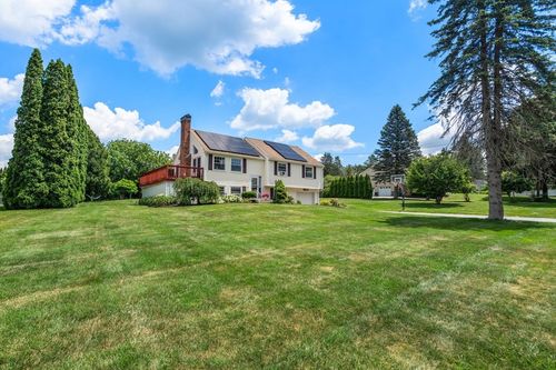 51 Dodge Hill Rd, Sutton, MA, 01590-2919 | Card Image