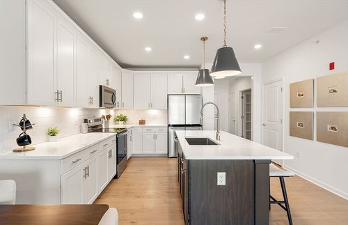 105-2 Codman Way, Westborough, MA, 01581 | Card Image