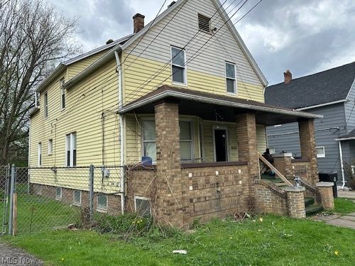 9710 Aetna Rd, Cleveland, OH, 44105-2252 | Card Image