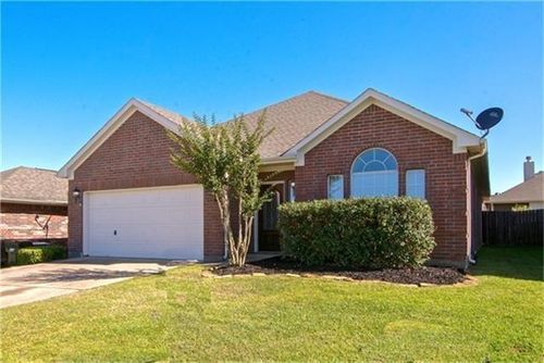 2302 Oakleaf Hills Cir, Conroe, TX, 77304-6808 | Card Image