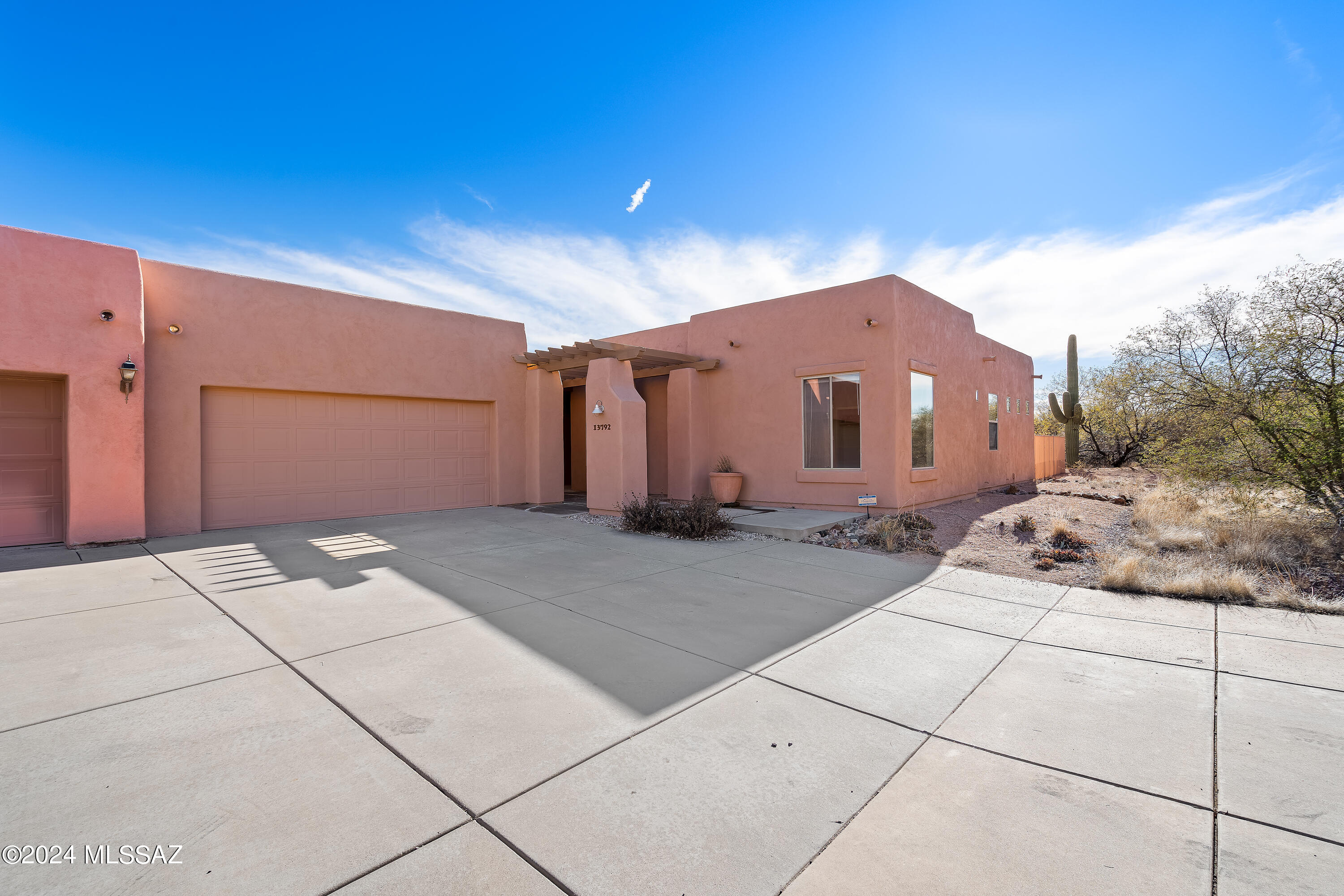 Langtry Ln, Tucson, AZ 85747