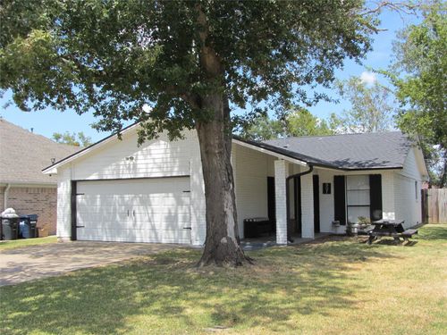 907 Welsh Ave, College Station, TX, 77840-6153 | Card Image