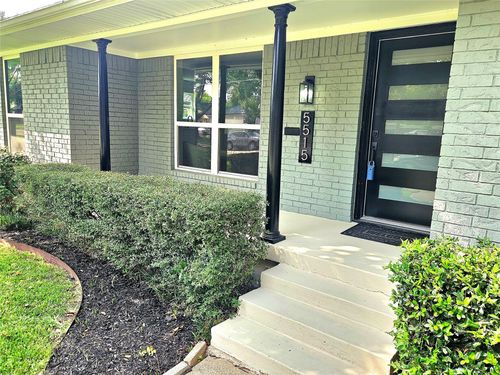 5515 Enchanted Ln, Dallas, TX, 75227-1426 | Card Image