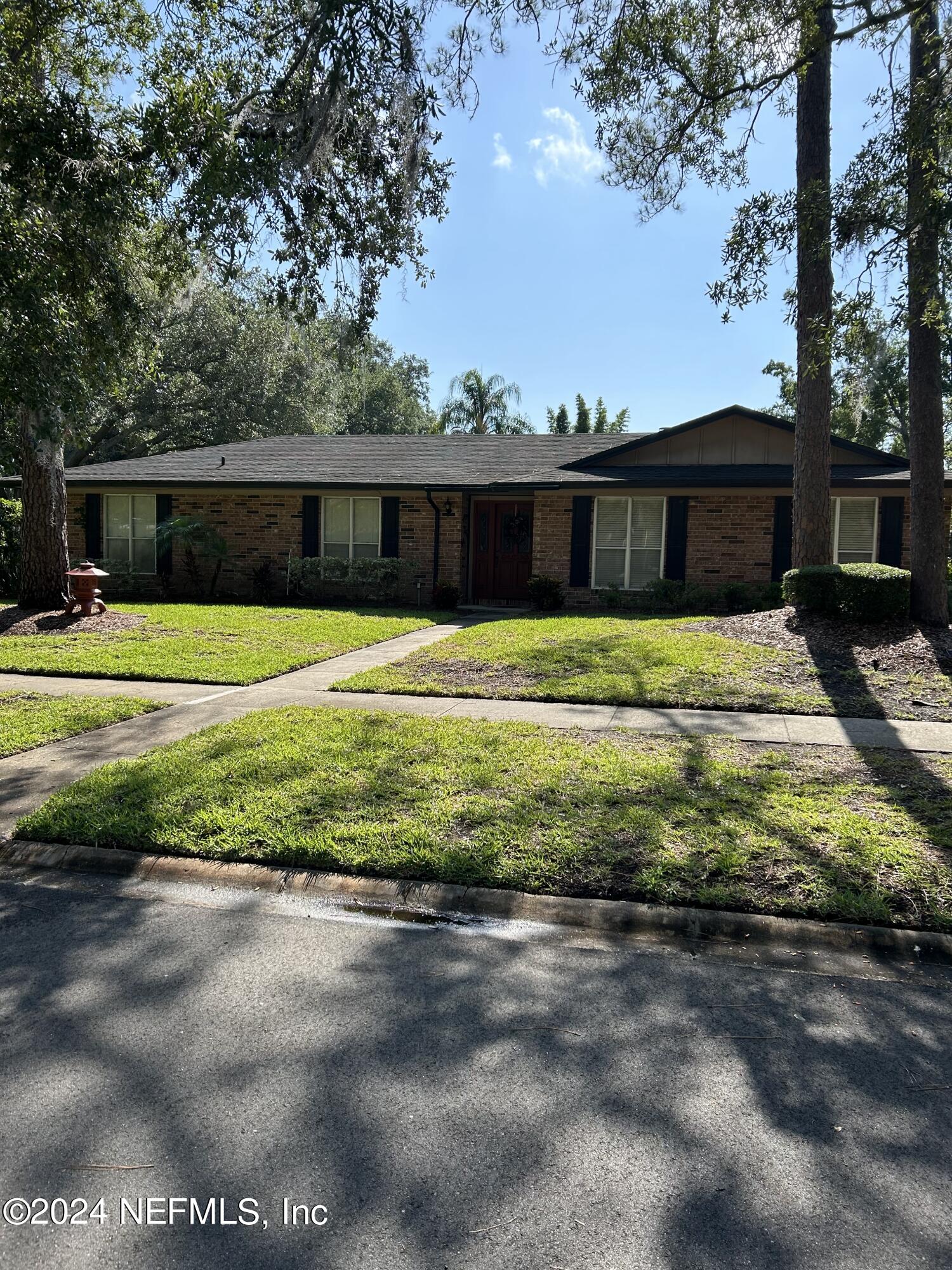 Chestnut Ct, Orange Park, FL 32073