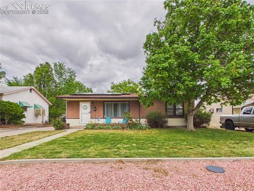 1615 Englewood Dr, Pueblo, CO, 81005-2234 | Card Image