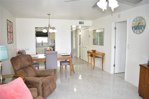 307-9350 Sunrise Lakes Blvd, Sunrise, FL, 33322-2170 | Card Image