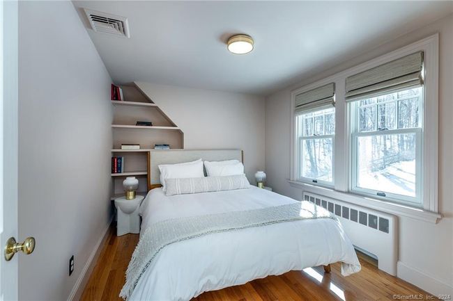 23 Cook St, House other with 3 bedrooms, 3 bathrooms and 2 parking in Washington Depot CT | Image 33
