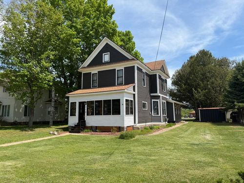107 N 4th Ave, Iron River, MI, 49935-1705 | Card Image