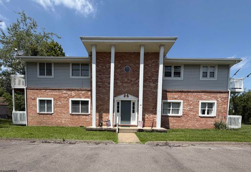 512 Worthington Dr, Bridgeport, WV, 26330-1479 | Card Image