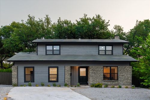 3202 Overcup Oak Dr, Austin, TX, 78704-6022 | Card Image