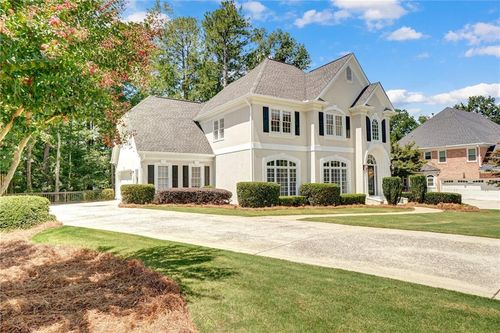 10715 Centennial Dr, Alpharetta, GA, 30022-4726 | Card Image