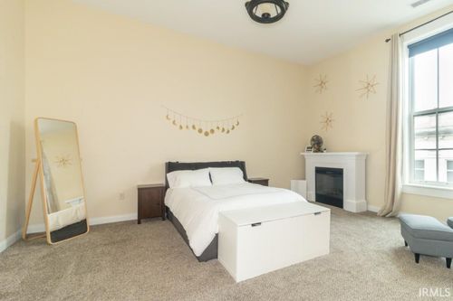 101-1406 Broad St, New Castle, IN, 47362-4253 | Card Image