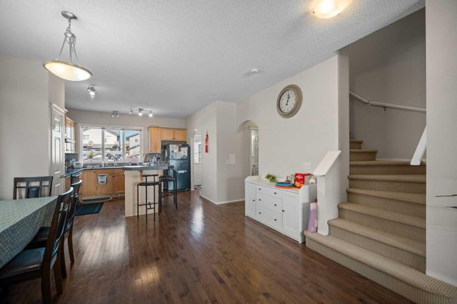 33 Panora Hill Nw, Home with 5 bedrooms, 3 bathrooms and 1 parking in Calgary AB | Image 13