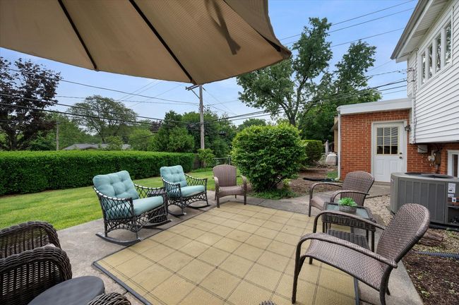 602 E Park Ave, House other with 3 bedrooms, 2 bathrooms and 2 parking in Elmhurst IL | Image 24