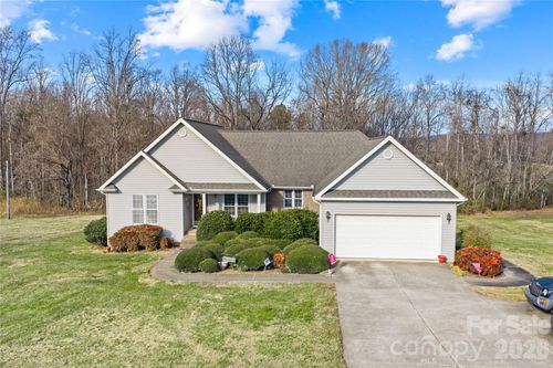 101 Alma Dr, Statesville, NC, 28625-1218 | Card Image