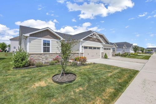 2249 Mcclouds Sq, Marysville, OH, 43040-2618 | Card Image