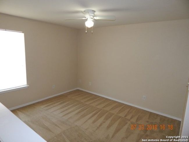 7127 Comet Mnr, House other with 3 bedrooms, 3 bathrooms and null parking in San Antonio TX | Image 11