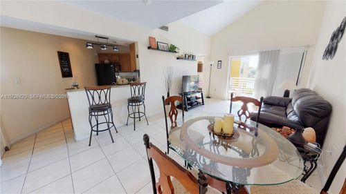 g308-9735 Fontainebleau Blvd, Miami, FL, 33172-6724 | Card Image