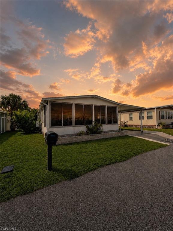 Residential Lease in NORTH FORT MYERS