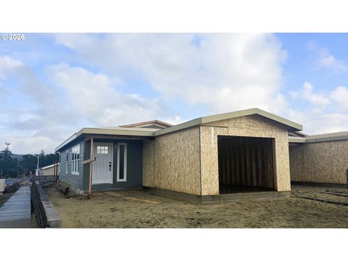 5299 Maple St, Florence, OR, 97439 | Card Image