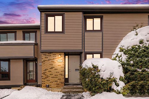 6861 Bilberry Dr, Orléans, ON, K1C2E8 | Card Image