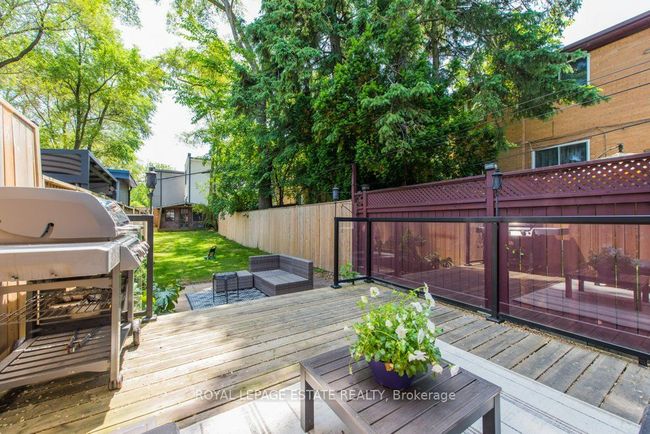 2311 Gerrard St E, House attached with 3 bedrooms, 2 bathrooms and null parking in Toronto ON | Image 34