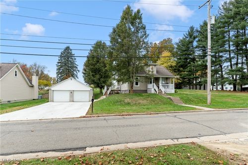 745 Mckinley Ave Sw, Brewster, OH, 44613-1443 | Card Image