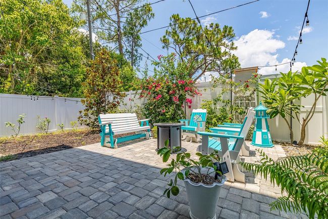 1237 Savona Dr Ne, Townhouse with 4 bedrooms, 3 bathrooms and null parking in St Petersburg FL | Image 28