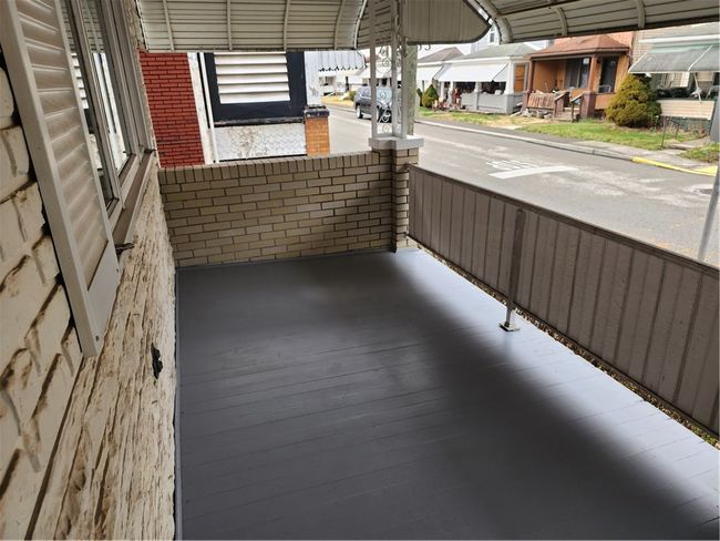 227 Mckinley Ave, House other with 3 bedrooms, 2 bathrooms and 1 parking in East Vandergrift PA | Image 4