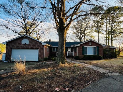 1701 Catherine Ct, Virginia Beach, VA, 23454-1201 | Card Image