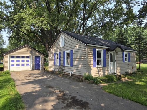 315 S Main St, Loyal, WI, 54446-9511 | Card Image
