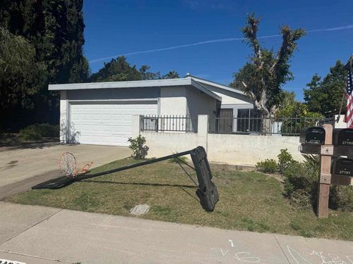 27181 Cedros, Mission Viejo, CA, 92692-3502 | Card Image