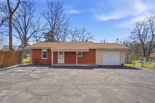 400 Auburn Ln, Columbia, MO, 65203-2149 | Card Image