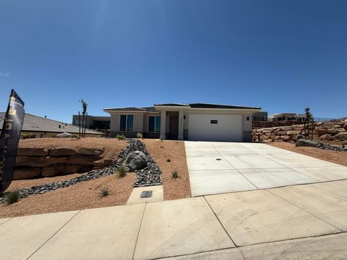 2721 W Brenta Way, St George, UT, 84770-1481 | Card Image