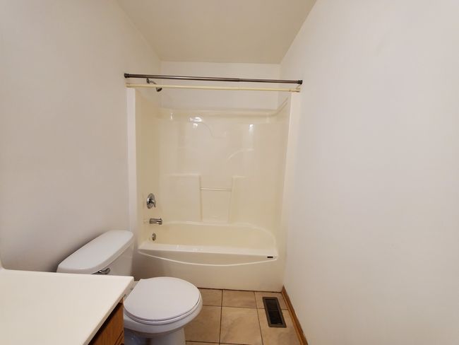 22503 State St, House other with 4 bedrooms, 3 bathrooms and 2 parking in Steger IL | Image 20