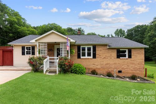810 Bradley Rd, Dallas, NC, 28034-9219 | Card Image