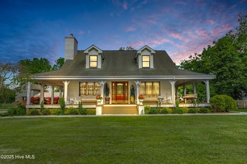 3297 Bay City Rd, Aurora, NC, 27806-9254 | Card Image