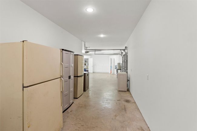 Entrance into the right side garage/workshop. Perfect for a Home Business. | Image 33