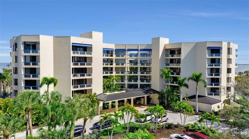 523-2110 Harbourside Dr, LONGBOAT KEY, FL, 34228-4254 | Card Image