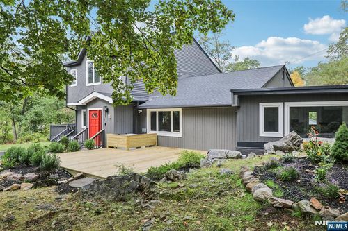 28 Sunrise Rd, Boonton Township, NJ, 07005-9129 | Card Image