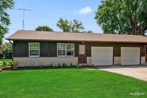 531 Prairie St, Hinckley, IL, 60520-9348 | Card Image