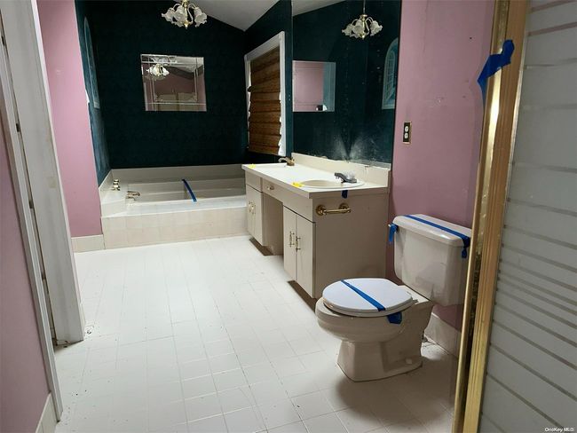 master bath | Image 7