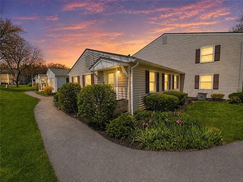 1 Swan Trl, Fairport, NY, 14450-3323 | Card Image