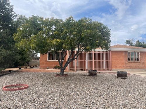 1025 Kentucky St Se, Albuquerque, NM, 87108-4940 | Card Image