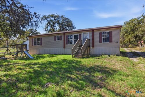 780 Oak Tree Rd, Seguin, TX, 78155-9689 | Card Image