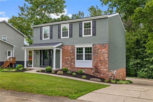 208 Lochinver Dr, Coraopolis, PA, 15108-9699 | Card Image