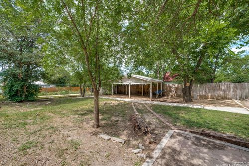 622 Nolan St, San Antonio, TX, 78202-2252 | Card Image