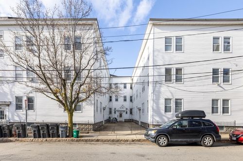 8 Craigie St., Somerville, MA, 02134 | Card Image