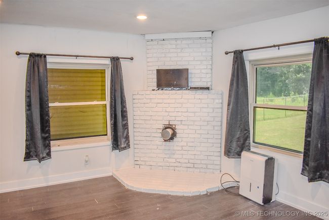 1201 N 4250 Rd, House other with 3 bedrooms, 2 bathrooms and null parking in Hugo OK | Image 4