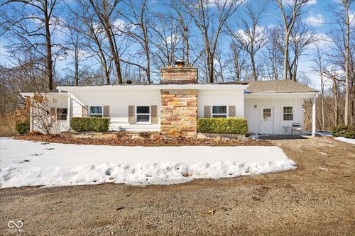 8625 N Fish Rd, Bloomington, IN, 47408-9235 | Card Image